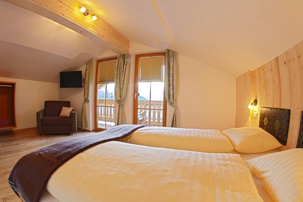 Familien-Bauernhof Neumoar Apartment Sankt Johann im Pongau Room photo