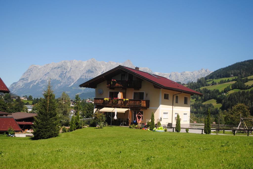 Familien-Bauernhof Neumoar Apartment Sankt Johann im Pongau Exterior photo